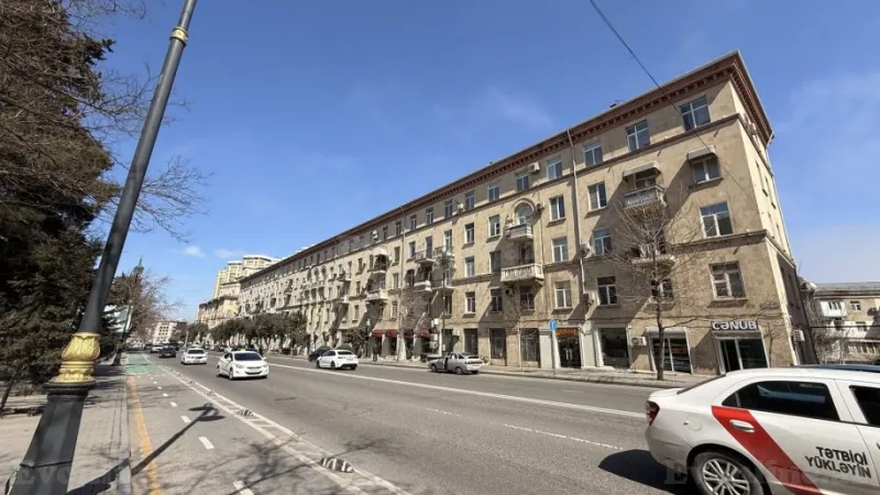 Satılır 2 otaqlı Mənzil Köhnə tikili 50 m² Nizami m.