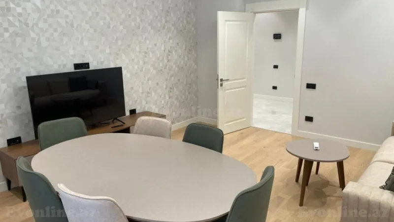 Kirayə verilir 3 otaqlı Mənzil Yeni tikili 150 m² Xətai r. - şəkil 3