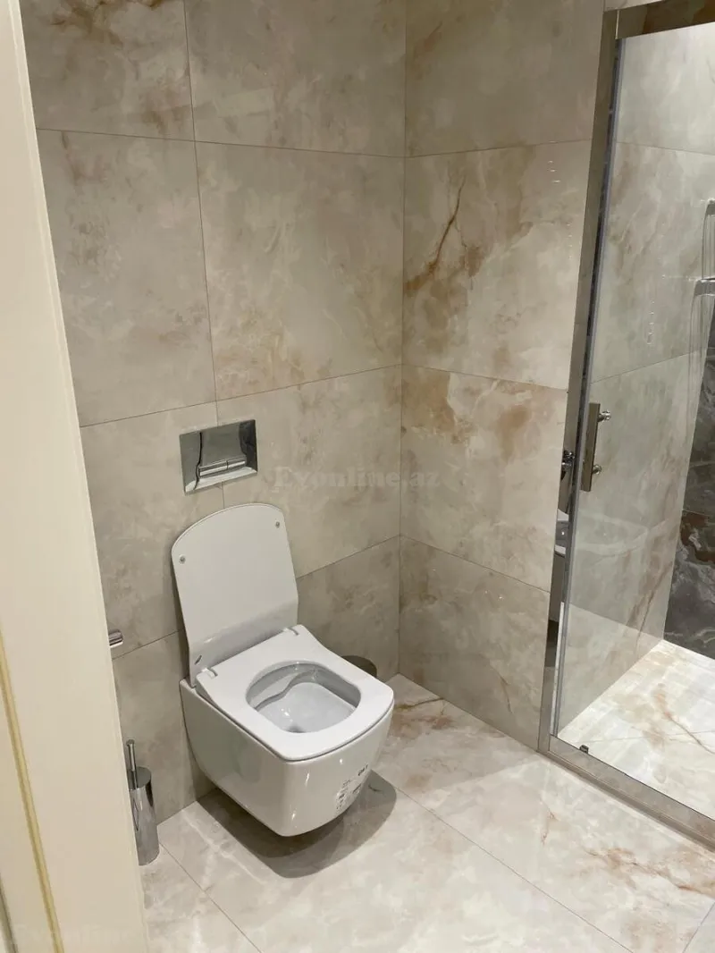 Kirayə verilir 3 otaqlı Mənzil Yeni tikili 150 m² Xətai r. - şəkil 14