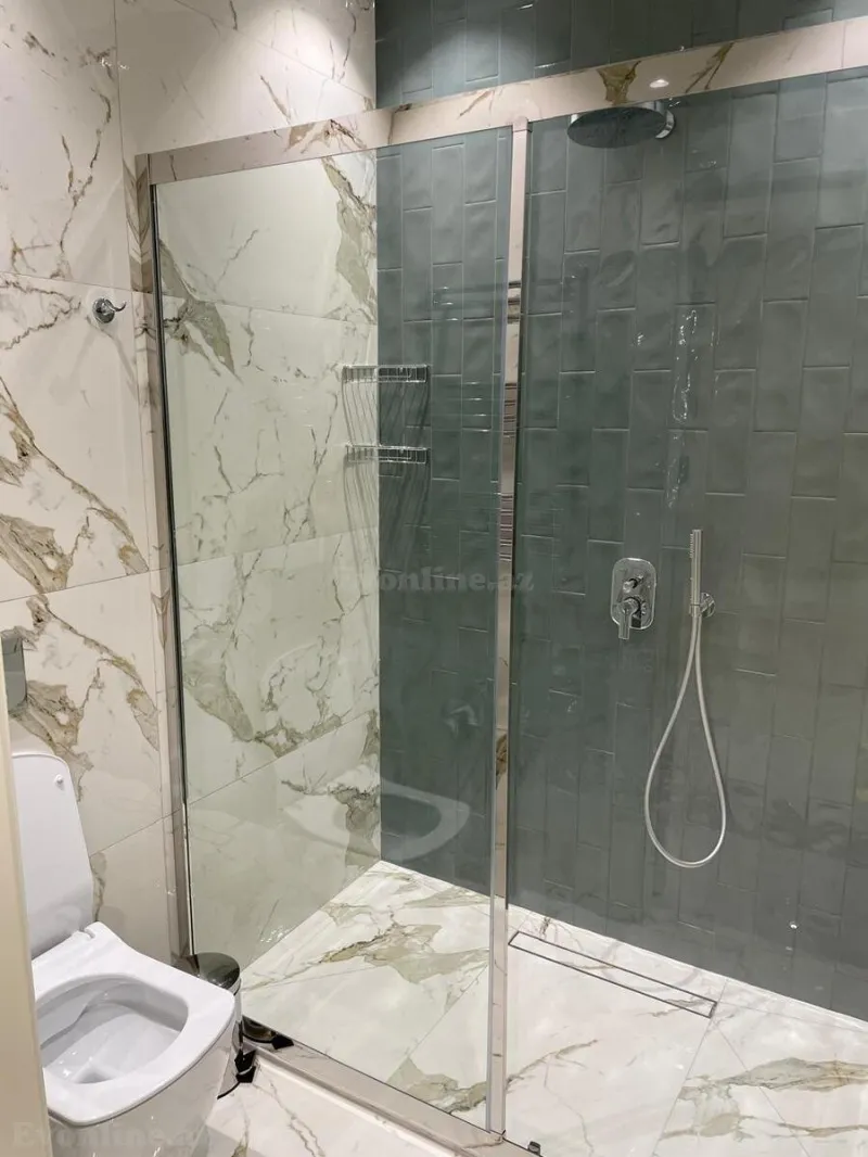 Kirayə verilir 3 otaqlı Mənzil Yeni tikili 150 m² Xətai r. - şəkil 16