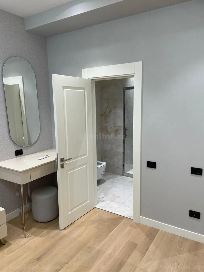 Kirayə verilir 3 otaqlı Mənzil Yeni tikili 150 m² Xətai r. - şəkil 17