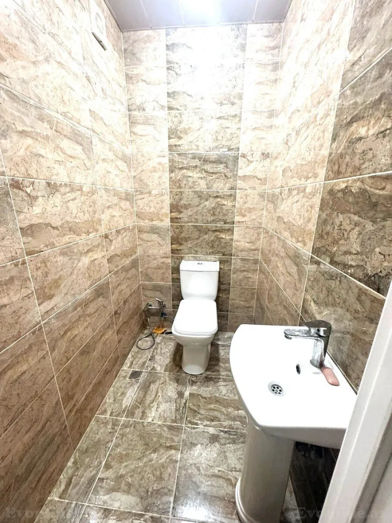 Kirayə verilir 3 otaqlı Mənzil Yeni tikili 135 m² Bayıl - şəkil 8
