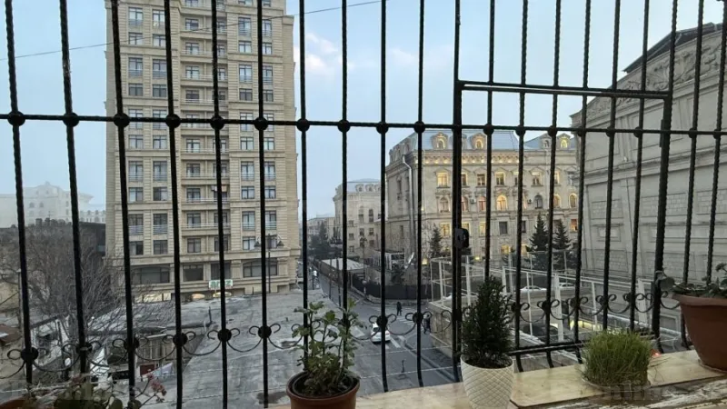 Satılır 3 otaqlı Mənzil Yeni tikili 100 m² Nizami m. - şəkil 2