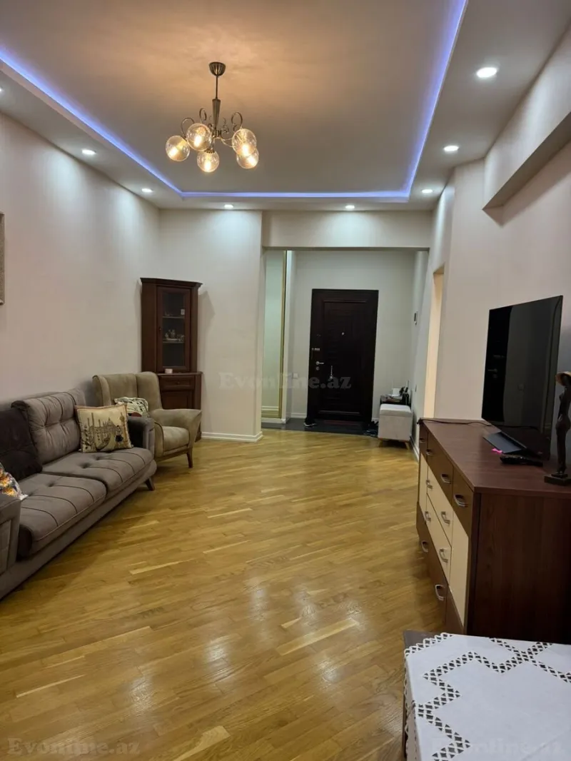 Kirayə verilir 2 otaqlı Mənzil Yeni tikili 85 m² 28 May m.