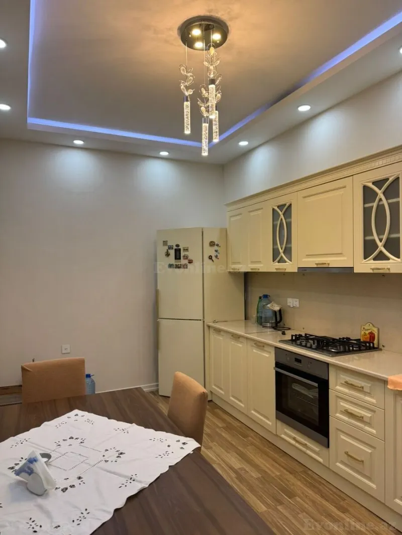 Kirayə verilir 2 otaqlı Mənzil Yeni tikili 85 m² 28 May m. - şəkil 6