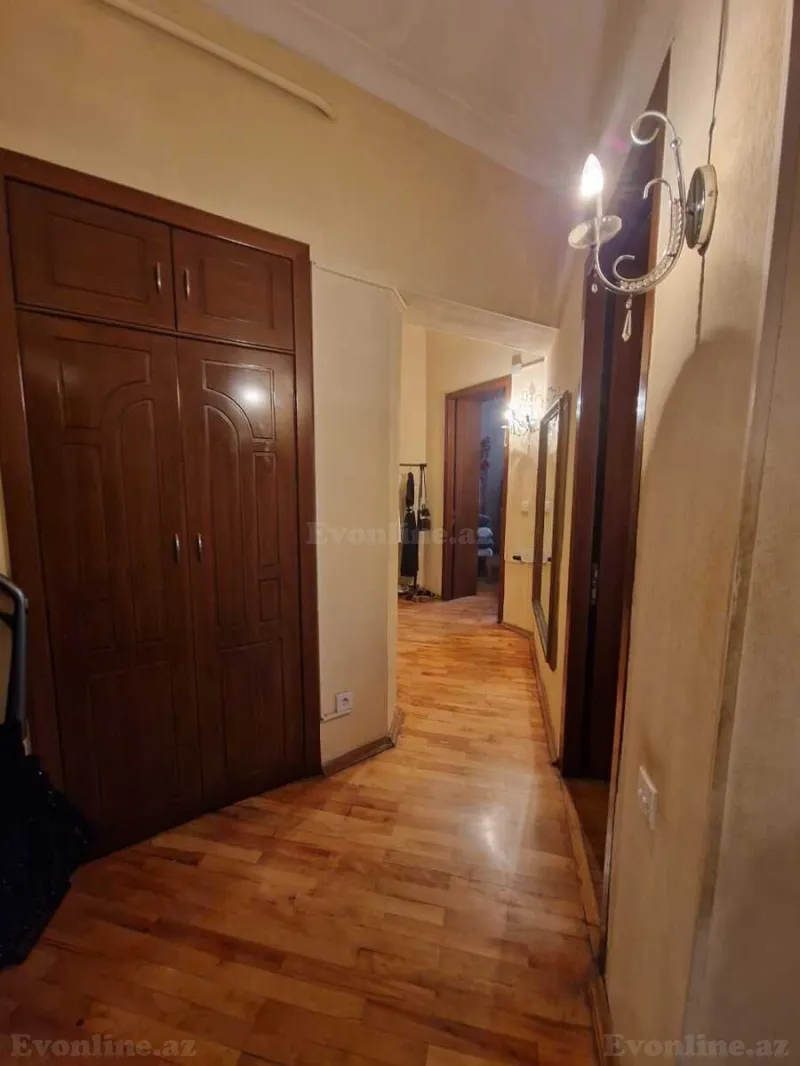 Satılır 3 otaqlı Mənzil Köhnə tikili 80 m² İçərişəhər m. - şəkil 13