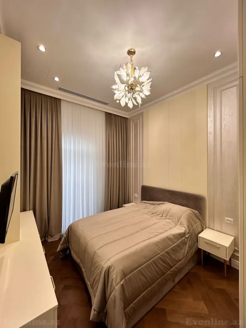 Kirayə verilir 4 otaqlı Mənzil Yeni tikili 155 m² Xətai r. - şəkil 7