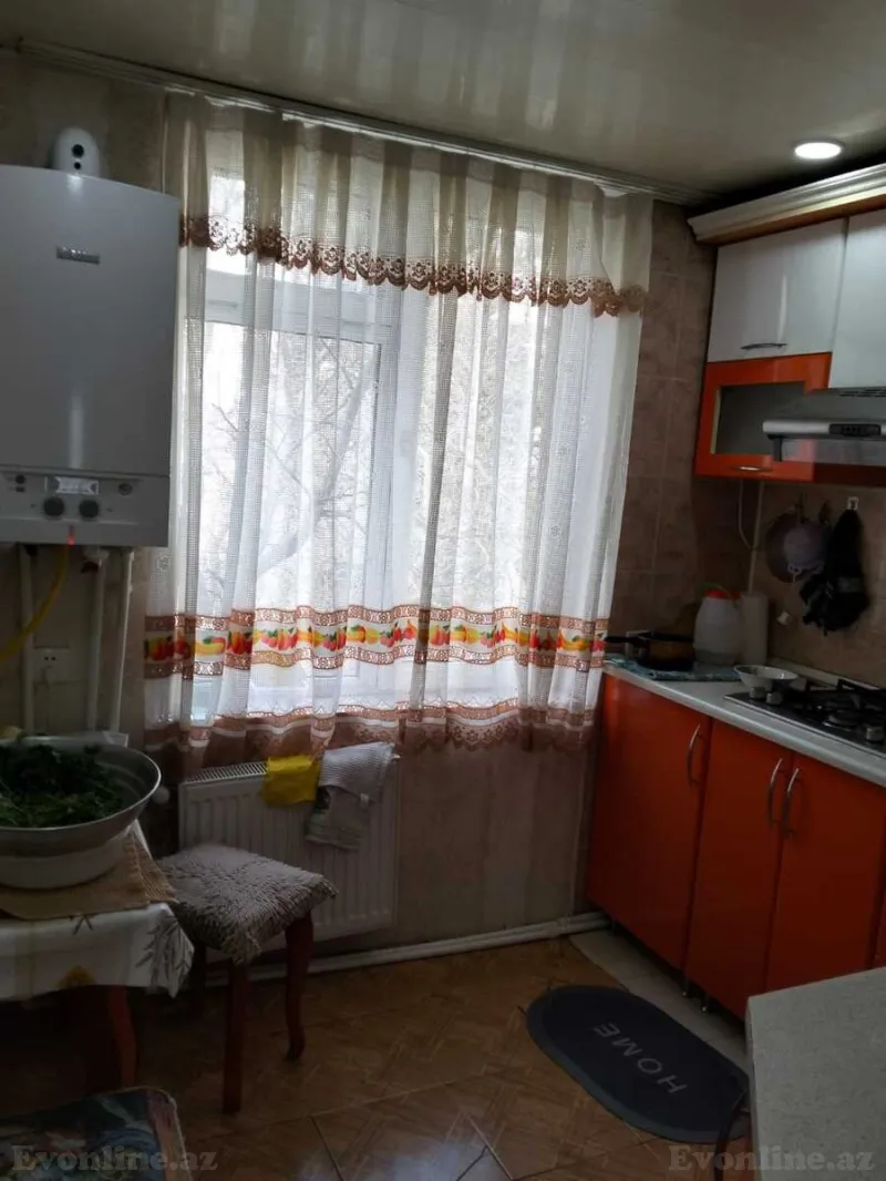 Satılır 3 otaqlı Mənzil Köhnə tikili 75 m² Elmlər Akademiyası m. - şəkil 3