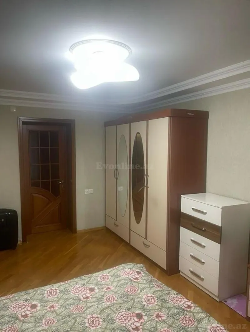 Satılır 3 otaqlı Mənzil Köhnə tikili 80 m² Yasamal r. - şəkil 6