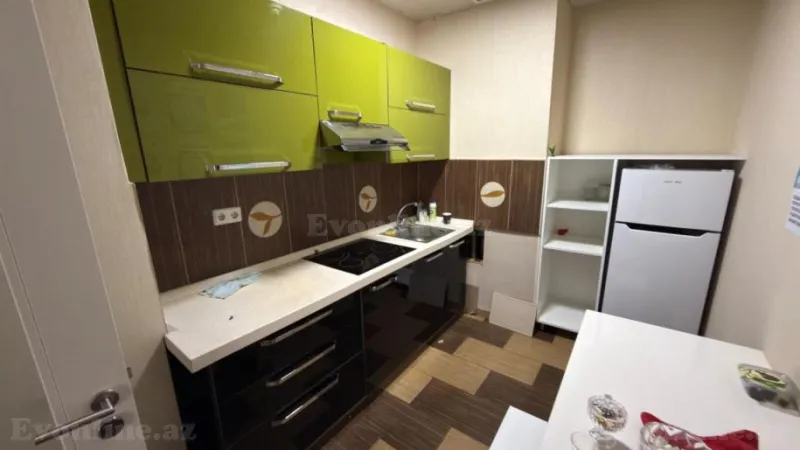 Kirayə verilir 4 otaqlı Mənzil Yeni tikili 170 m² Gənclik m. - şəkil 23