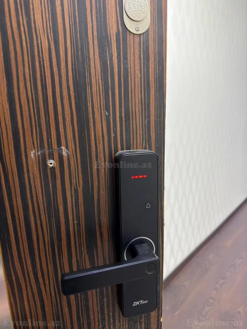 Kirayə verilir 4 otaqlı Mənzil Yeni tikili 170 m² Gənclik m. - şəkil 24