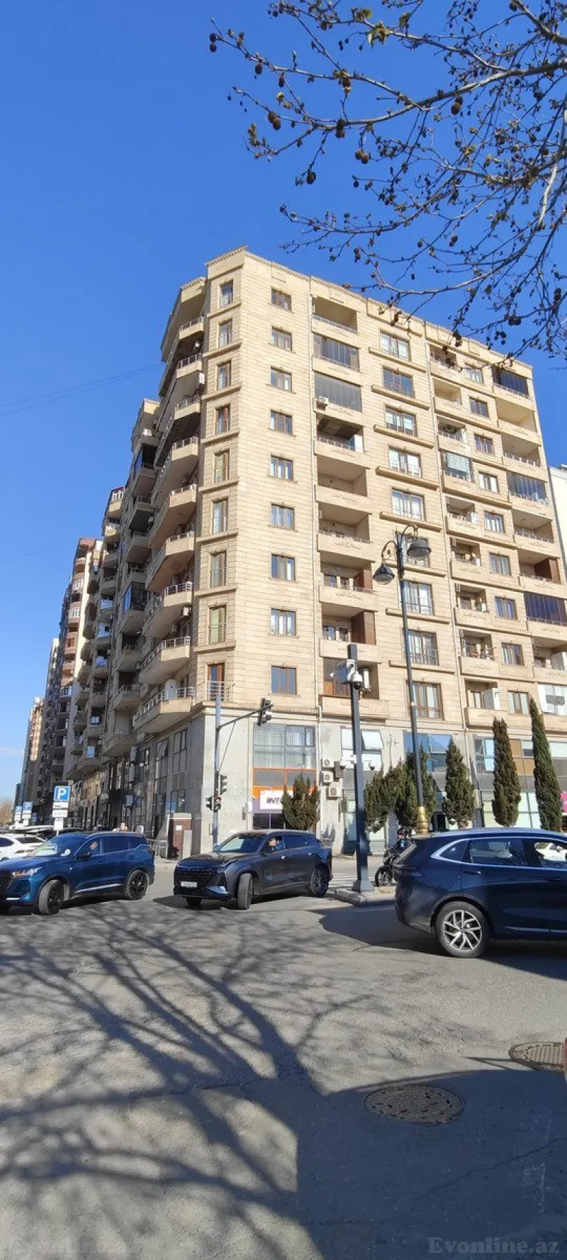 Satılır 2 otaqlı Mənzil Yeni tikili 42 m² 8 Noyabr m.