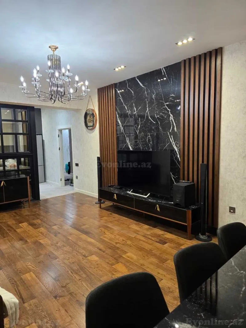 Kirayə verilir 4 otaqlı Mənzil Yeni tikili 150 m² 28 May m.