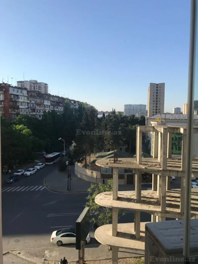 Satılır 3 otaqlı Mənzil Yeni tikili 112 m² Azadlıq prospekti m.