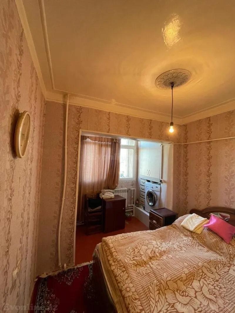 Satılır 2 otaqlı Mənzil Köhnə tikili 45 m² 6-cı mikrorayon - şəkil 4