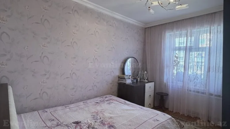 Satılır 3 otaqlı Mənzil Köhnə tikili 70 m² Suraxanı r. - şəkil 5