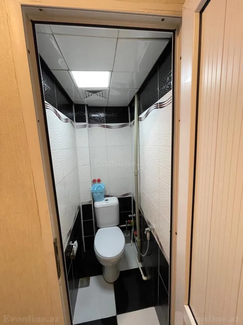 Satılır 3 otaqlı Mənzil Köhnə tikili 75 m² Neftçilər m. - şəkil 8