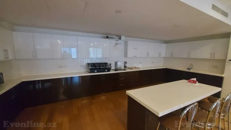 Kirayə verilir 4 otaqlı Mənzil Yeni tikili 220 m² Nəsimi r. - şəkil 7