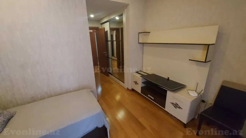 Kirayə verilir 4 otaqlı Mənzil Yeni tikili 220 m² Nəsimi r. - şəkil 18