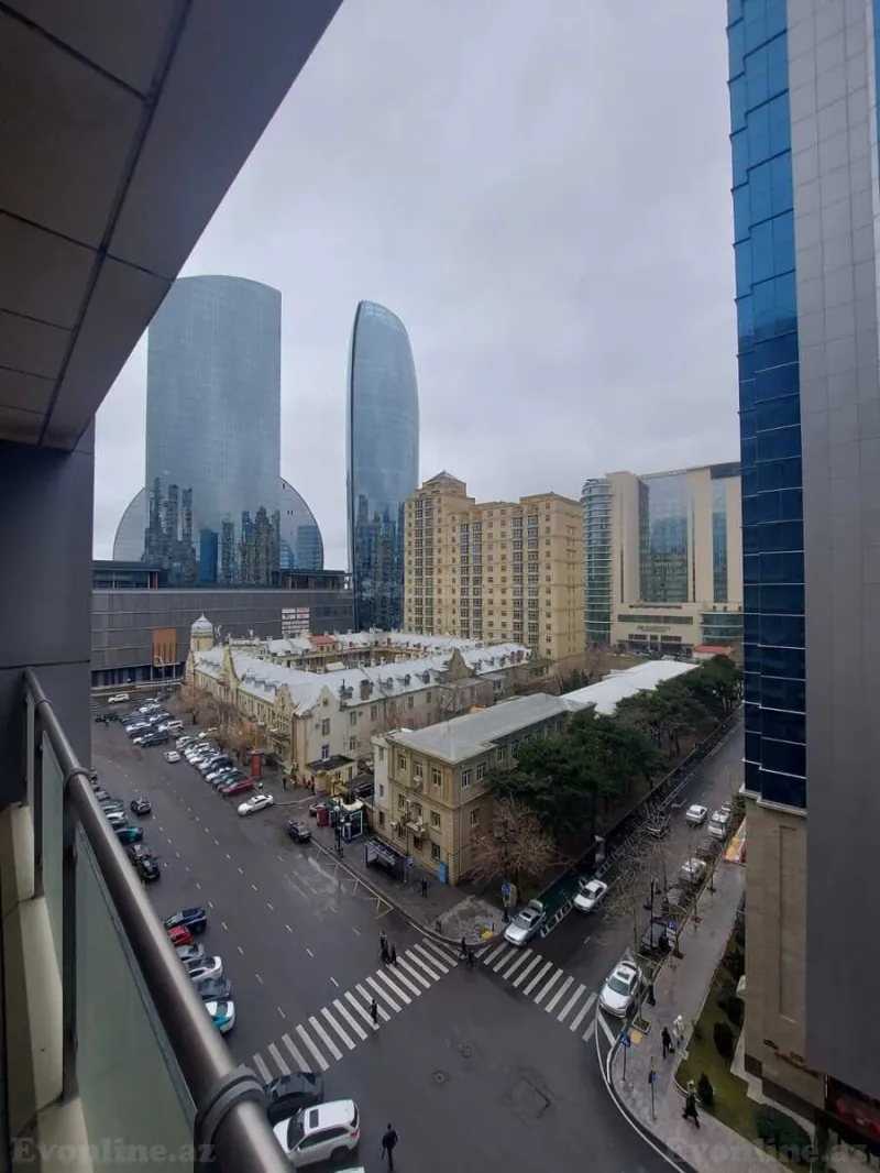 Kirayə verilir 4 otaqlı Mənzil Yeni tikili 220 m² Nəsimi r. - şəkil 24