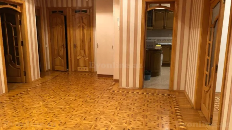 Kirayə verilir 3 otaqlı Mənzil Yeni tikili 140 m² Yasamal - şəkil 11