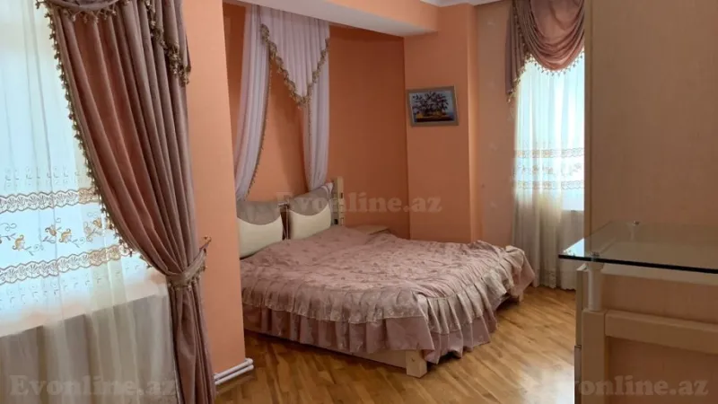 Kirayə verilir 3 otaqlı Mənzil Yeni tikili 142 m² Abşeron r. - şəkil 3