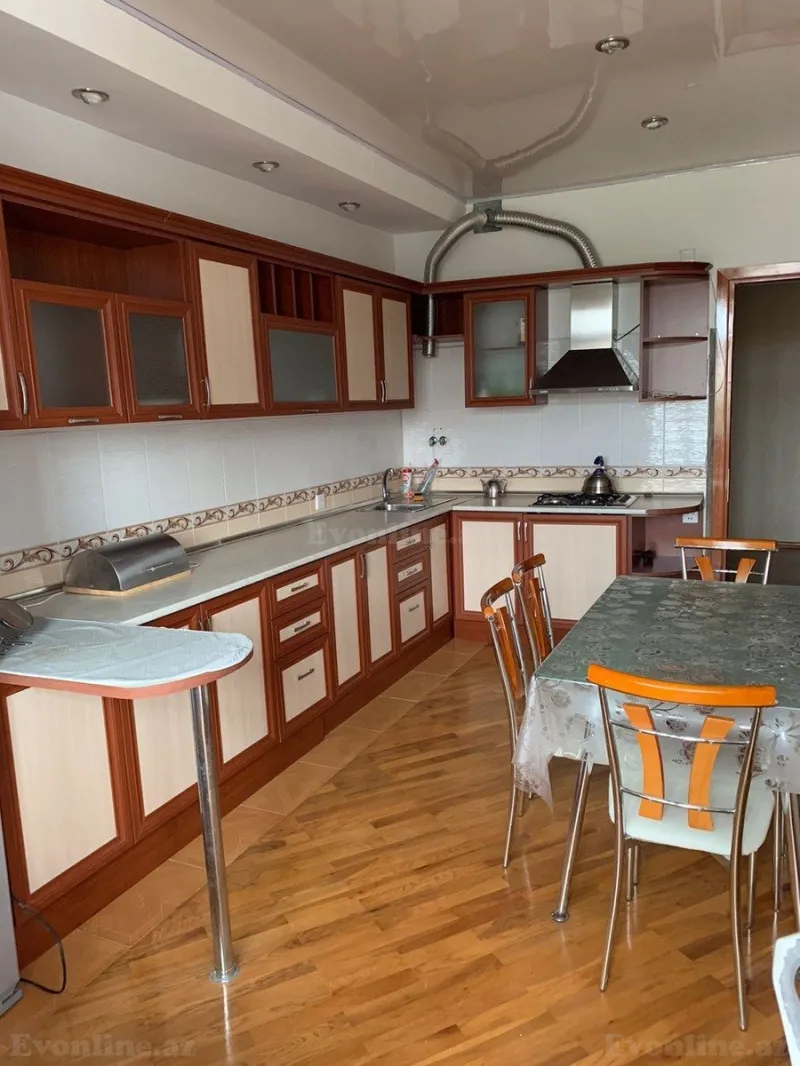 Kirayə verilir 3 otaqlı Mənzil Yeni tikili 142 m² Abşeron r. - şəkil 8