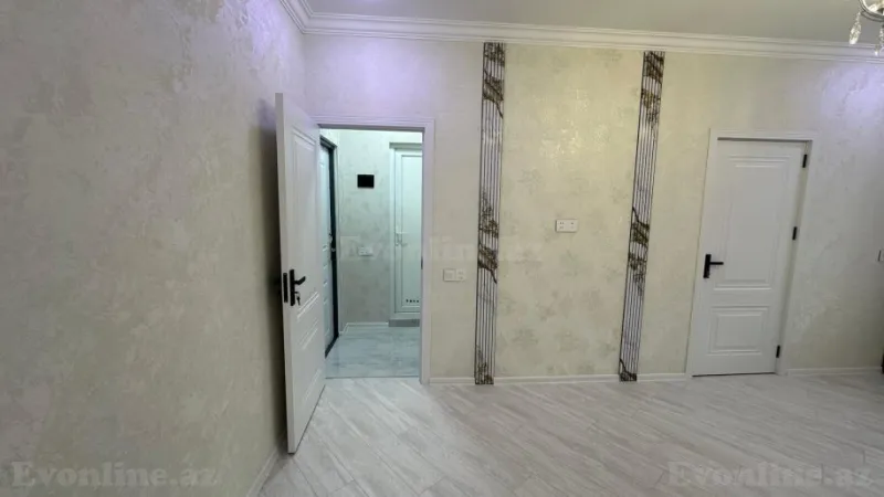 Satılır 2 otaqlı Mənzil Köhnə tikili 33 m² 4-cü mikrorayon - şəkil 2