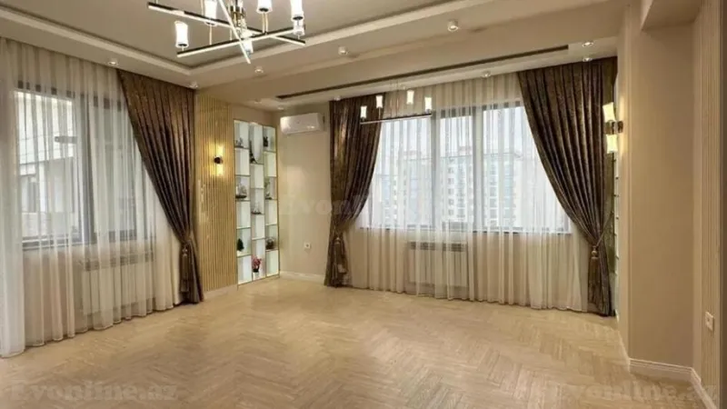 Bakı, Binəqədi r., Azadlıq prospekti m., 6-cı mikrorayonda 3 otaqlı mənzil satılır