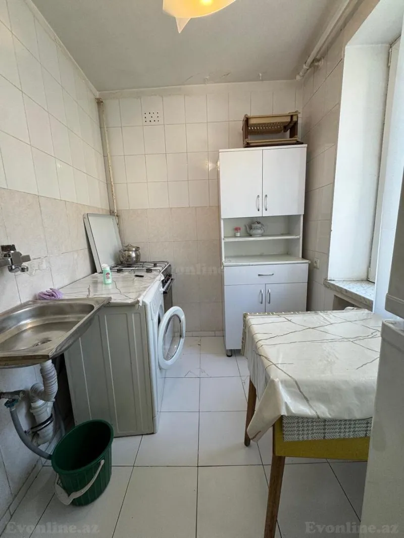 Kirayə verilir 1 otaqlı Mənzil Köhnə tikili 45 m² Elmlər Akademiyası m. - şəkil 5
