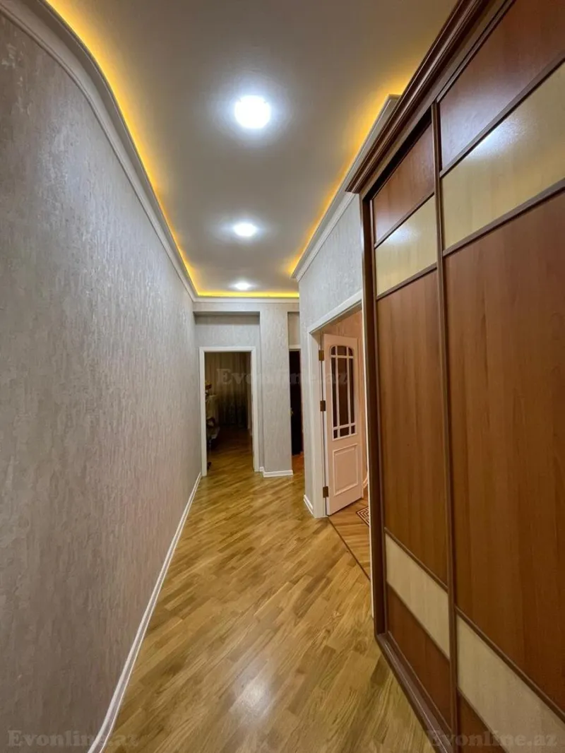 Kirayə verilir 3 otaqlı Mənzil Yeni tikili 150 m² Nizami m.