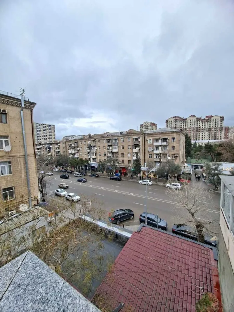 Satılır 3 otaqlı Mənzil Köhnə tikili 90 m² Nəriman Nərimanov m.