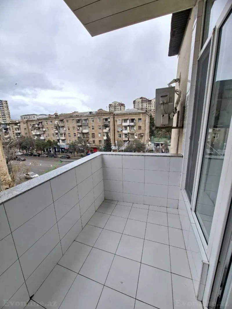 Satılır 3 otaqlı Mənzil Köhnə tikili 90 m² Nəriman Nərimanov m. - şəkil 6