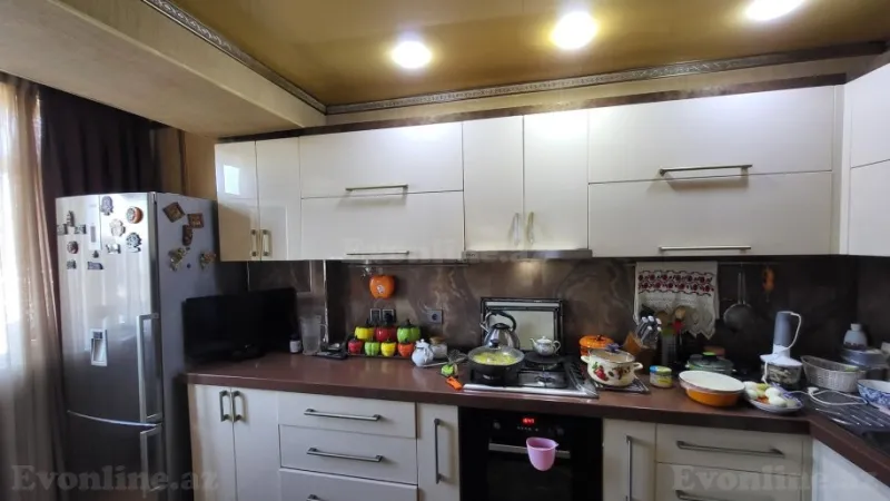 Satılır 3 otaqlı Mənzil Köhnə tikili 90 m² Nəriman Nərimanov m. - şəkil 18