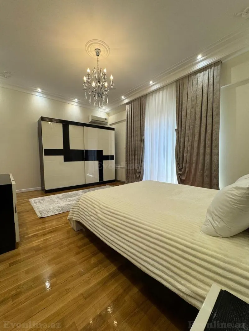 Satılır 4 otaqlı Mənzil Yeni tikili 220 m² 28 May m. - şəkil 8