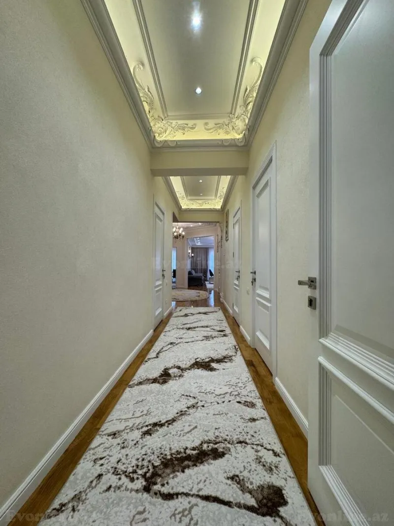 Satılır 4 otaqlı Mənzil Yeni tikili 220 m² 28 May m. - şəkil 12