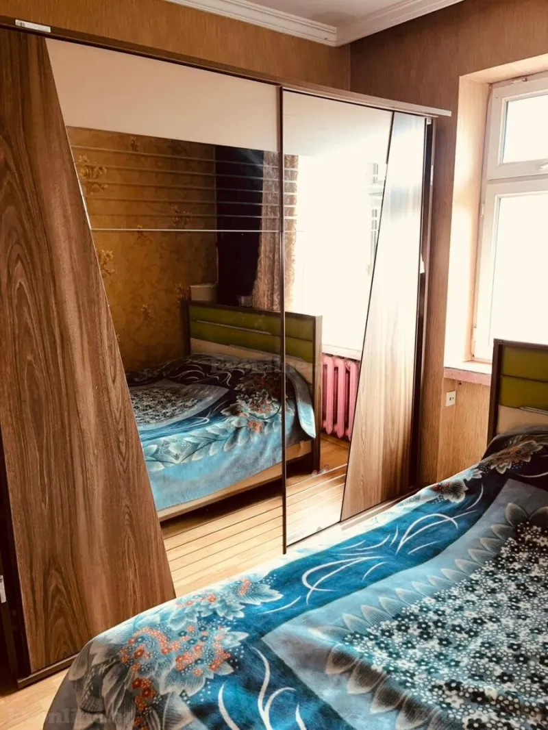 Satılır 2 otaqlı Mənzil Köhnə tikili 65 m² Suraxanı r. - şəkil 3