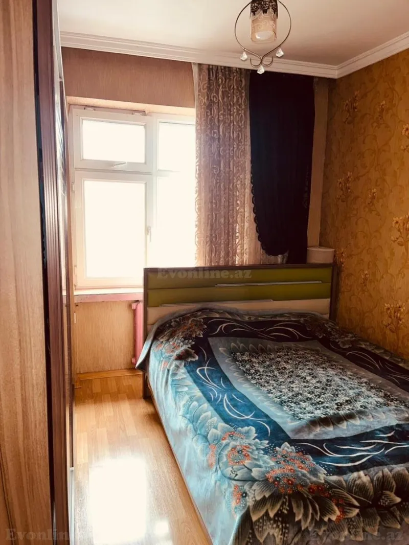 Satılır 2 otaqlı Mənzil Köhnə tikili 65 m² Suraxanı r. - şəkil 4