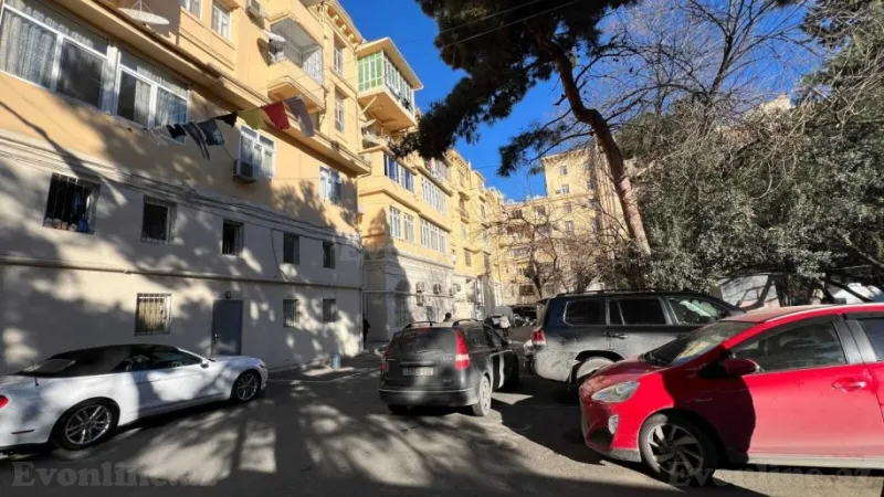 Satılır 3 otaqlı Mənzil Köhnə tikili 93 m² Nəsimi r. - şəkil 16