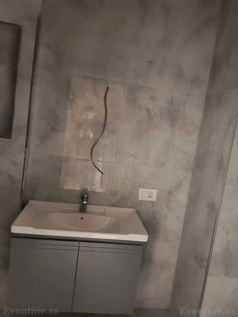 Satılır 2 otaqlı Mənzil Yeni tikili 71 m² 28 May m. - şəkil 9