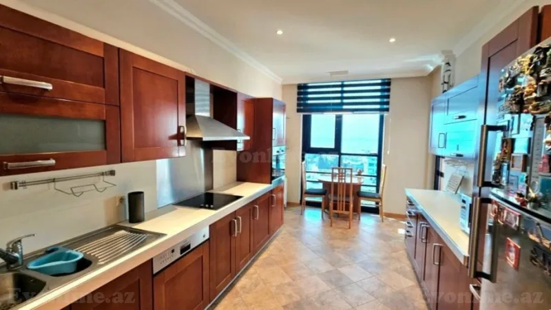 Kirayə verilir 4 otaqlı Mənzil Yeni tikili 182 m² 28 May m. - şəkil 10