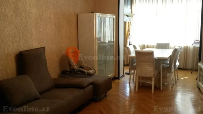 Satılır 2 otaqlı Mənzil Köhnə tikili 60 m² Nəsimi r. - şəkil 3