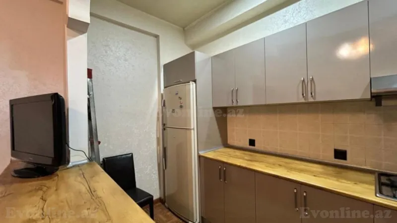 Kirayə verilir 3 otaqlı Mənzil Yeni tikili 80 m² Qara Qarayev m. - şəkil 15