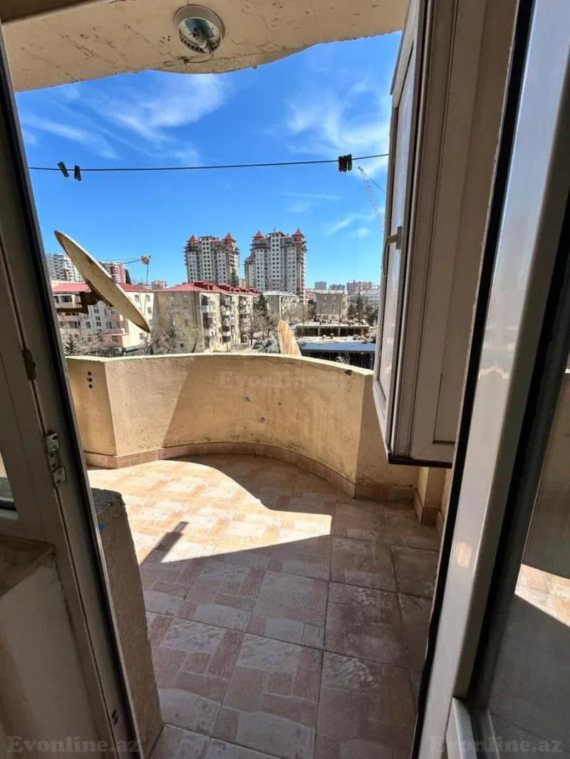 Kirayə verilir 3 otaqlı Mənzil Yeni tikili 80 m² Qara Qarayev m. - şəkil 23