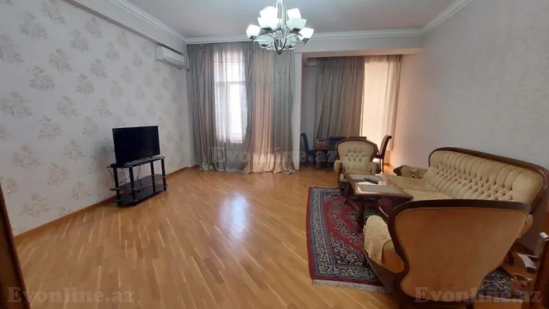 Kirayə verilir 3 otaqlı Mənzil Yeni tikili 120 m² İnşaatçılar m. - şəkil 4
