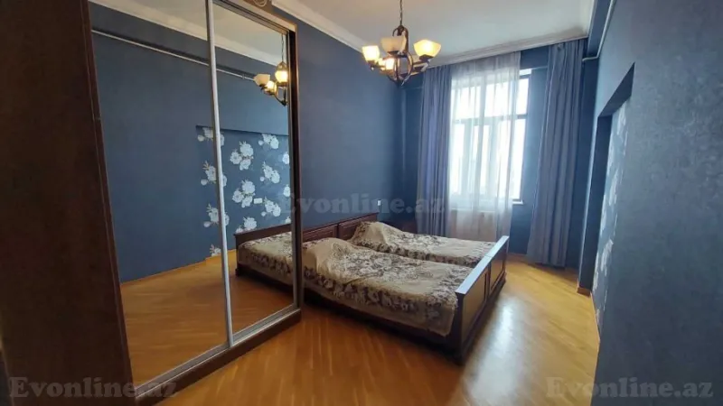 Kirayə verilir 3 otaqlı Mənzil Yeni tikili 120 m² İnşaatçılar m. - şəkil 16