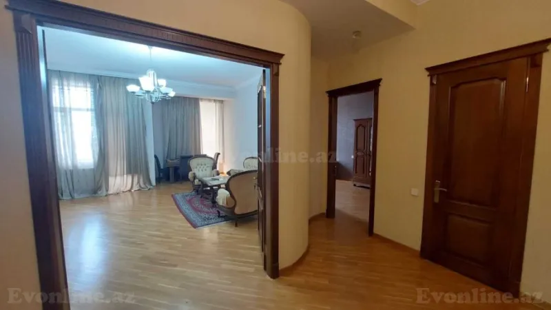 Kirayə verilir 3 otaqlı Mənzil Yeni tikili 120 m² İnşaatçılar m. - şəkil 20