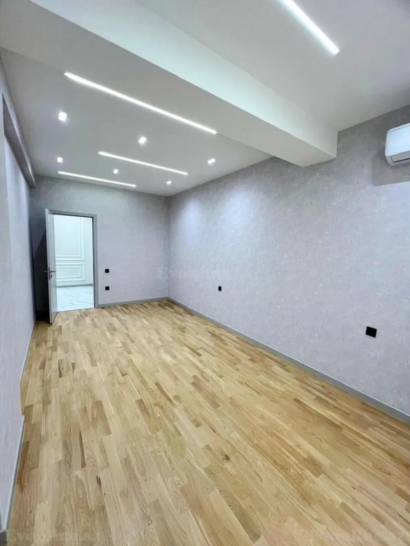 Satılır 4 otaqlı Mənzil Yeni tikili 193 m² Nəsimi r. - şəkil 16