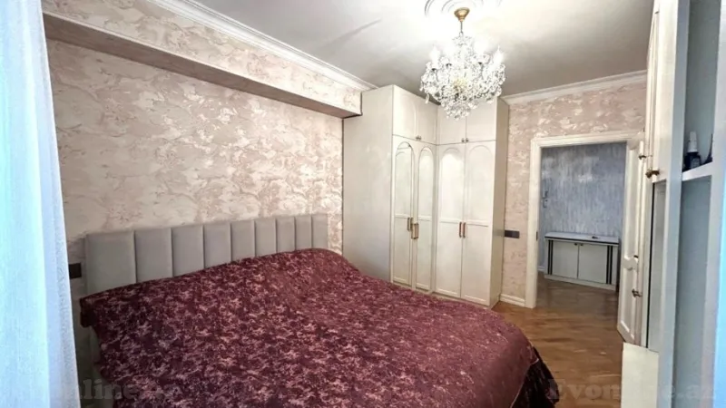 Satılır 3 otaqlı Mənzil Köhnə tikili 70 m² Nərimanov r. - şəkil 5