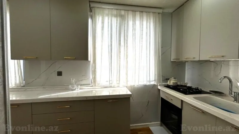 Satılır 3 otaqlı Mənzil Köhnə tikili 70 m² Nərimanov r. - şəkil 9